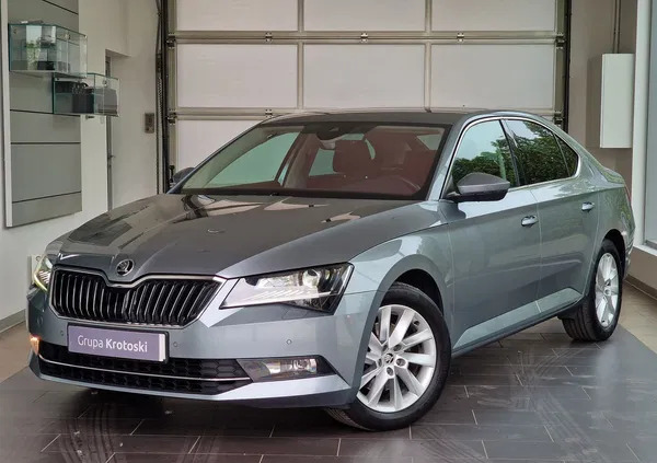 samochody osobowe Skoda Superb cena 89900 przebieg: 78168, rok produkcji 2018 z Łódź